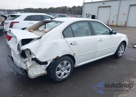 2009 Kia Optima Lx z USA, uszkodzony, nr VIN KNAGE228295311585